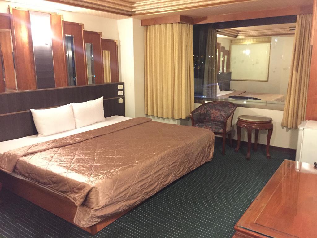 Bazhong Sentosa Hotel Kaohsiung Esterno foto