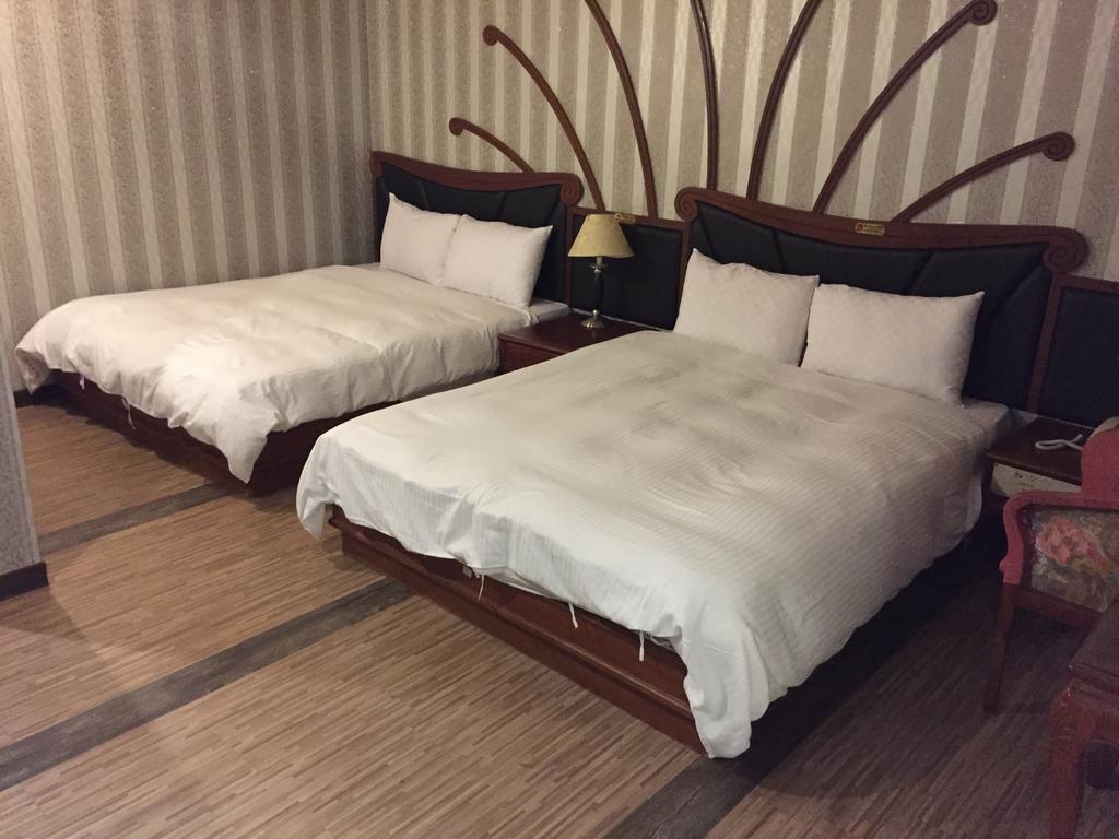 Bazhong Sentosa Hotel Kaohsiung Esterno foto